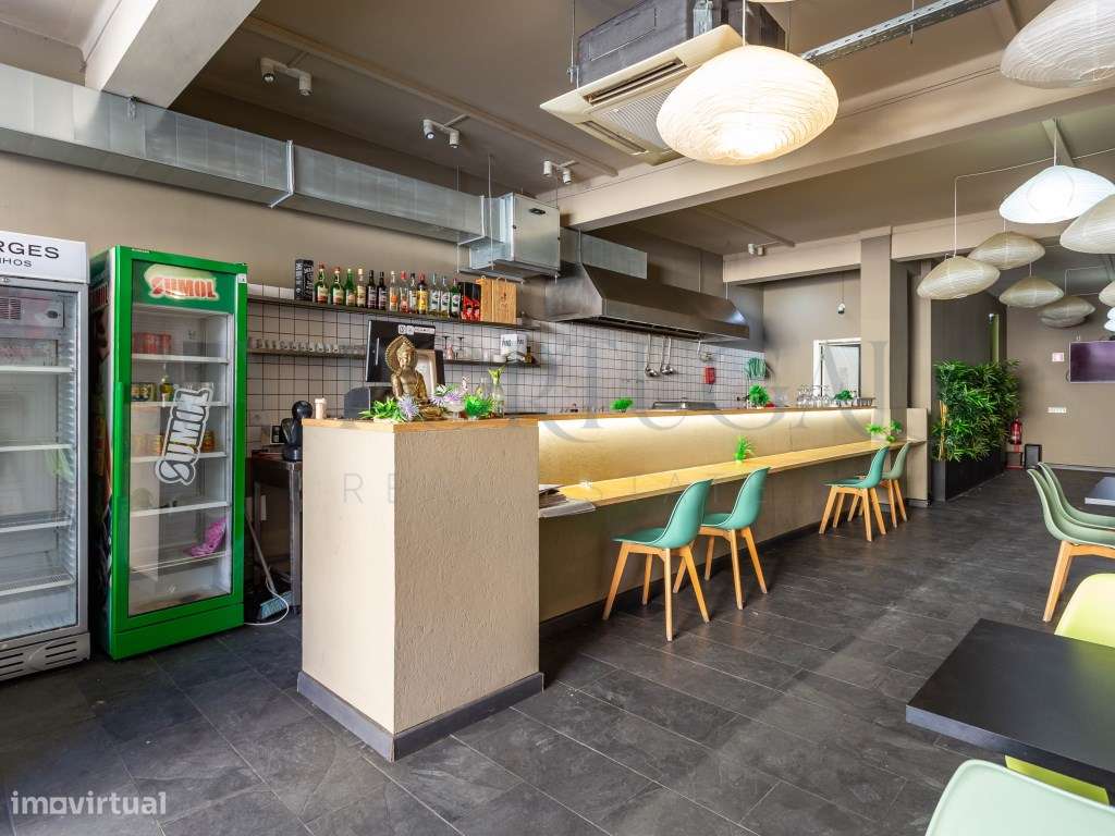 Oportunidade de Investimento Excepcional no Coração do Barreiro! - Grande imagem: 4/17