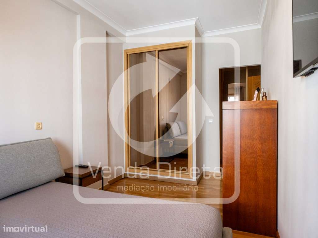 Apartamento T3 em Setúbal com box e vista para Serra da Arrábida-35