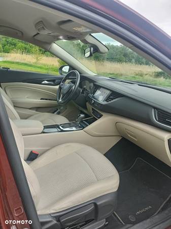 Opel Insignia 1.5 T Elite S&S - 10