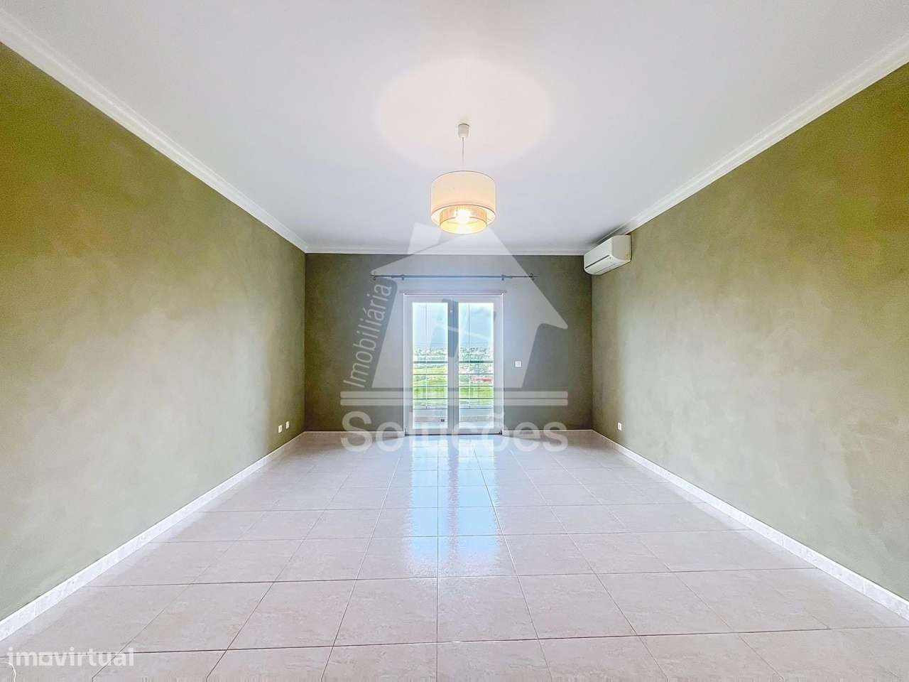 Excelente Apartamento T2 localizado a 5 minutos de Lagos para arrendam - Grande imagem: 3/18