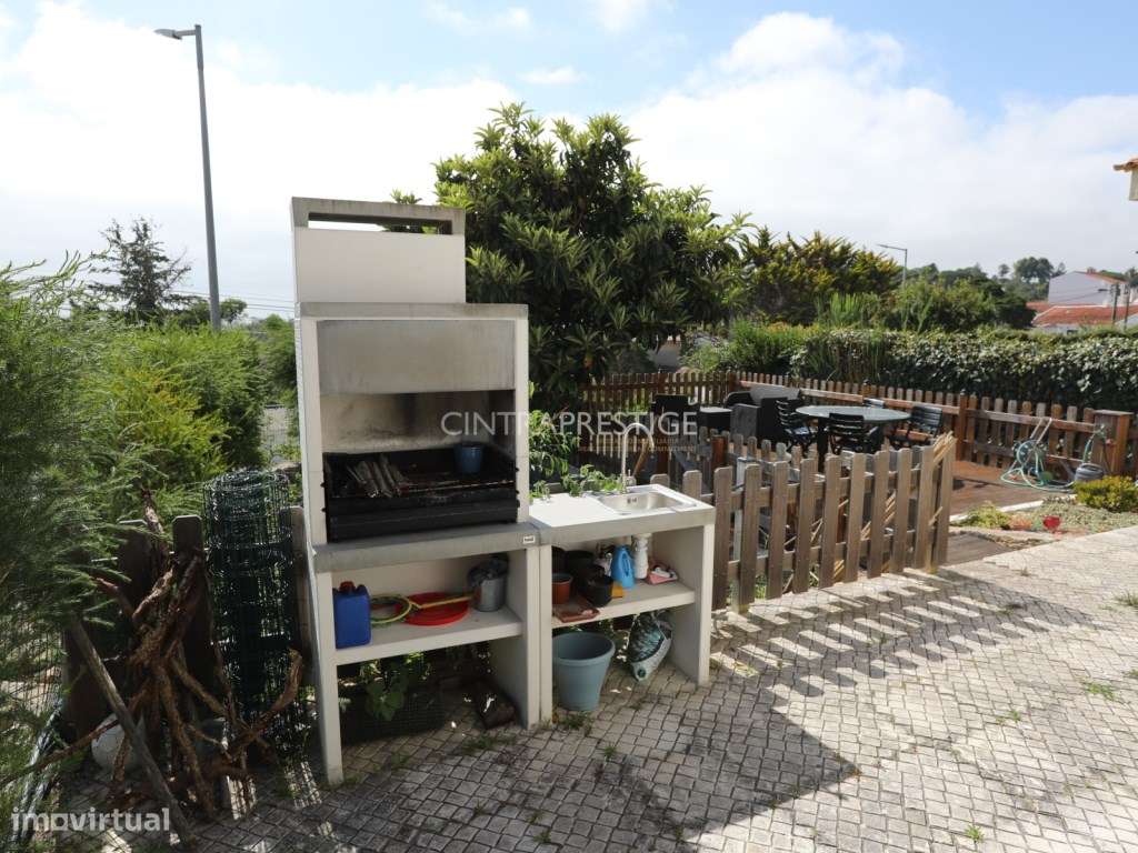 Moradia T3 com Jardim e Garagem na Quinta Verde - Nafarros, Sintra.-39