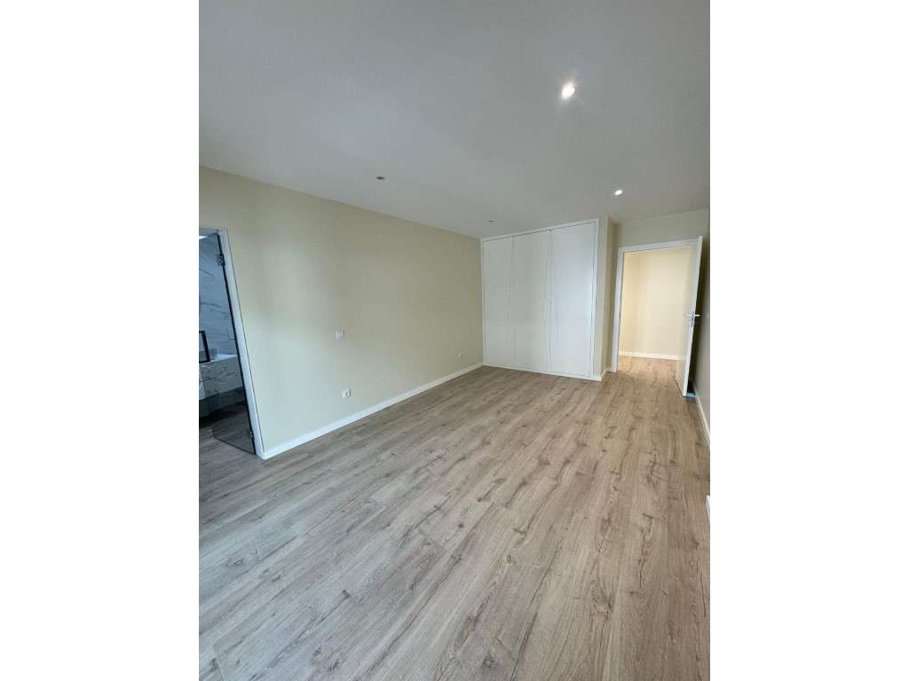 Duplex T3 de Luxo - Elegância, Conforto e Exclusividade num Condomí...-4