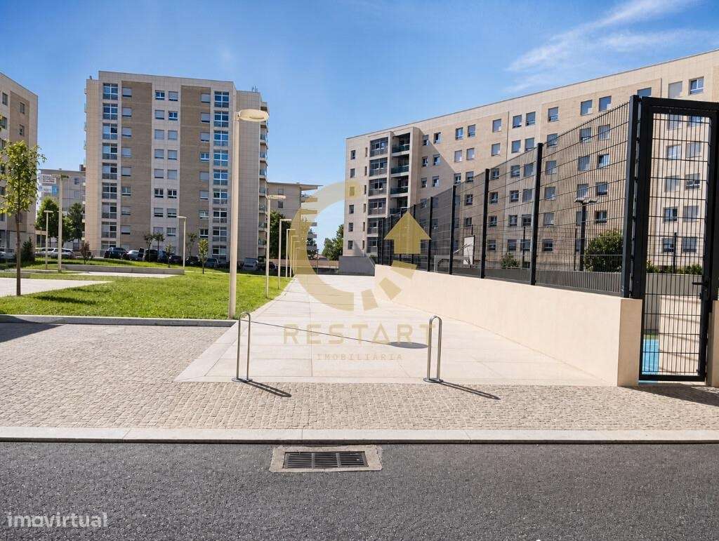 T2 Mobilado em Condomínio Fechado com Piscina | Vila Nova da Telha – M-33