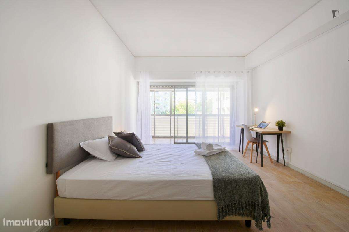 Quarto - localizado em Arroios Lisbon - Grande imagem: 5/30