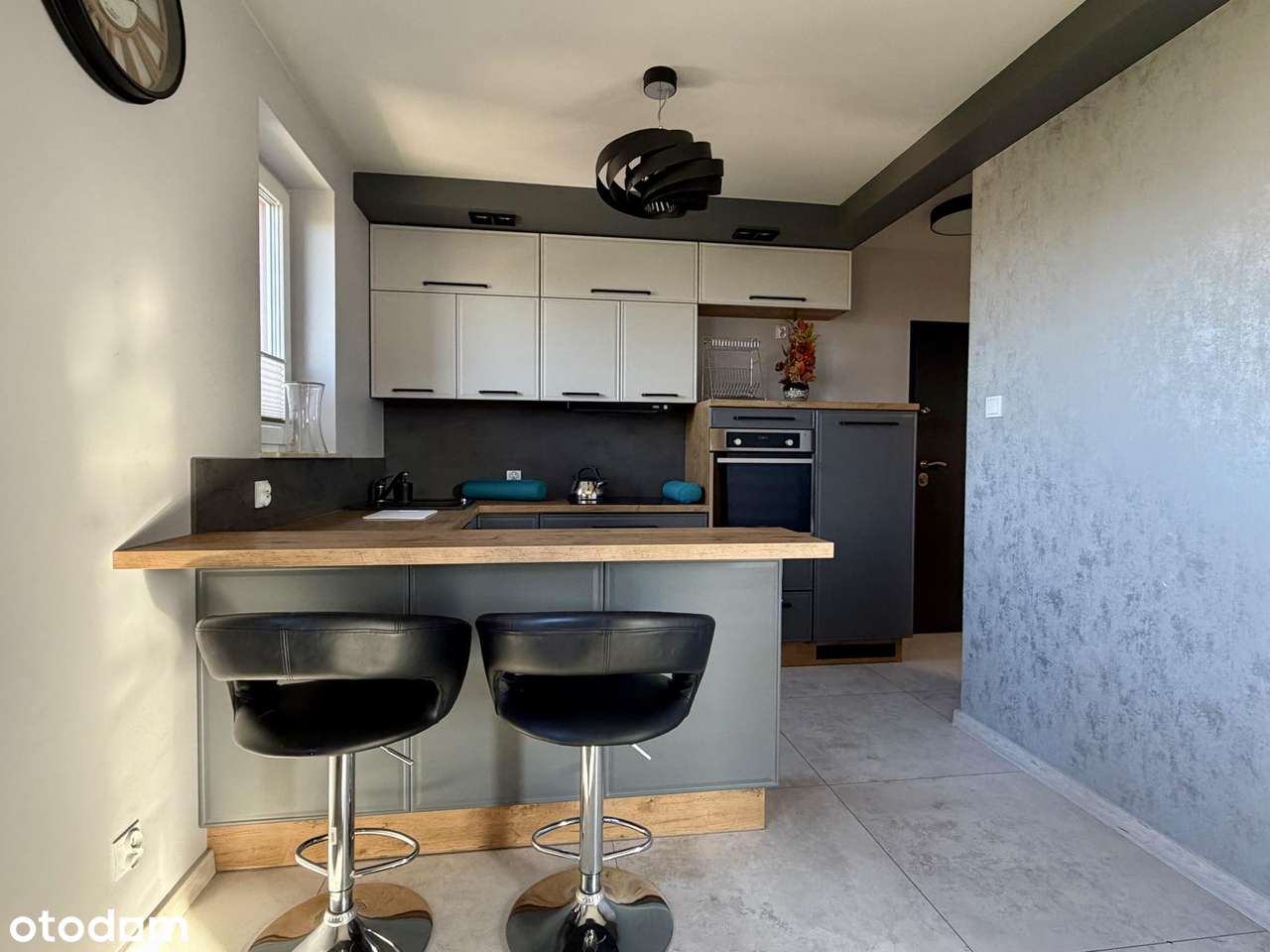 Kawalerka na osiedlu zamkniętym! Pełne wyposażenie! - Pełny obrazek: 5/10