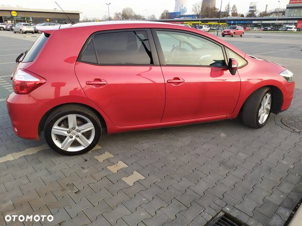 Toyota Auris 1.6 Club - 5