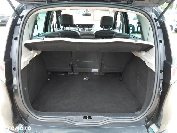 Renault Scenic 1.6 dCi Energy Bose - 9