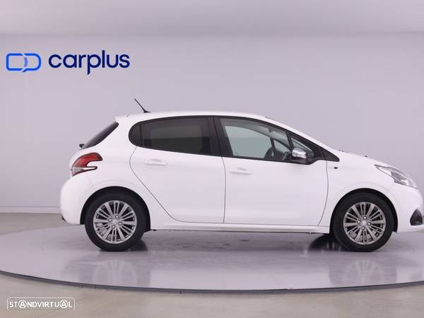 Peugeot 208 1.2 PureTech Style - 8