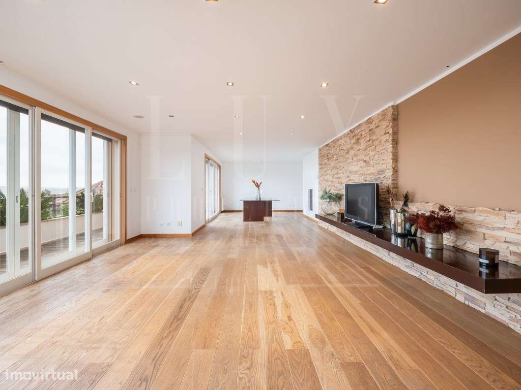 Penthouse T4 | Urbanização Quinta de São Jerónimo - Grande imagem: 4/52