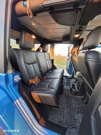 Jeep Wrangler 3.6 Unlim Sahara - 15