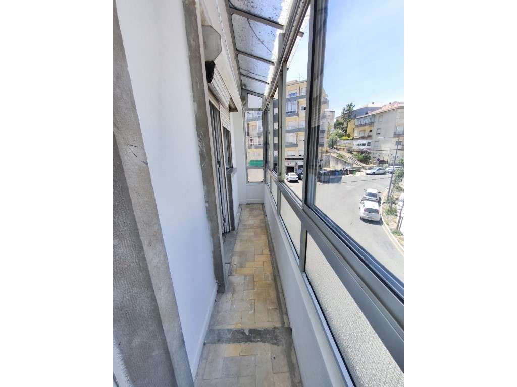 Apartamento T4 para venda com 101 m² de área bruta em Merçês Rio de...-22