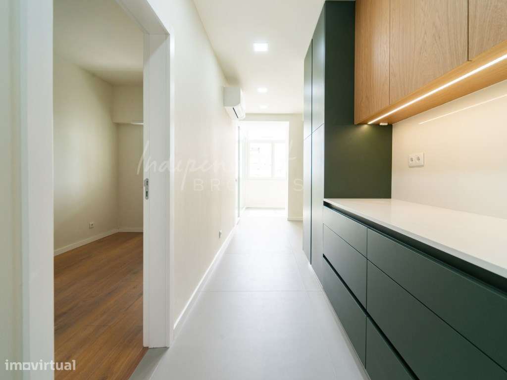 APARTAMENTO T4 TOTALMENTE REMODELADO NAS TORRES DO RESTELO, COM VIS...-10