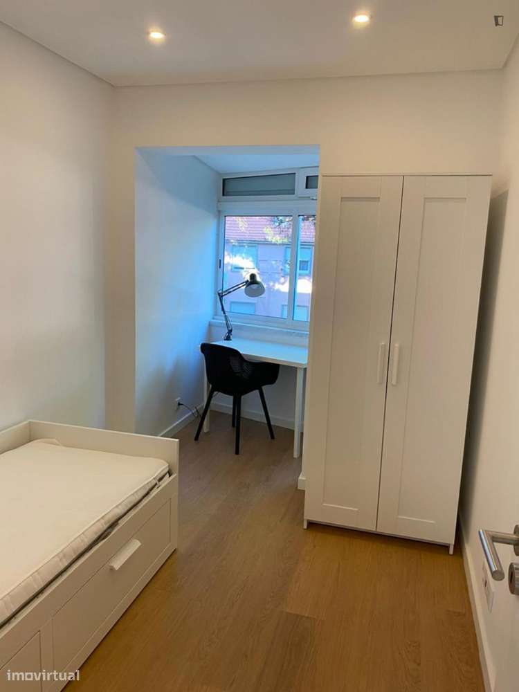 Quarto - localizado em Oeiras Lisbon - Grande imagem: 3/10