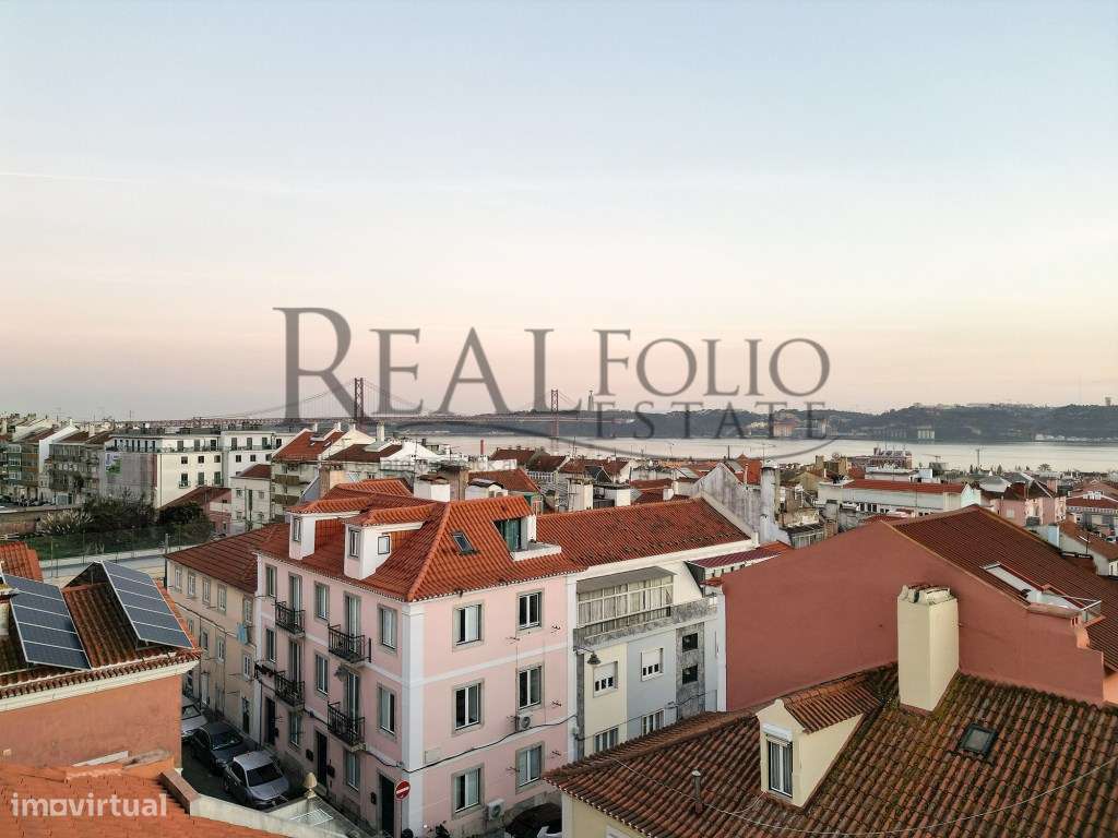 Apartamento T2-1 Duplex com varanda e vista rio na Ajuda-8