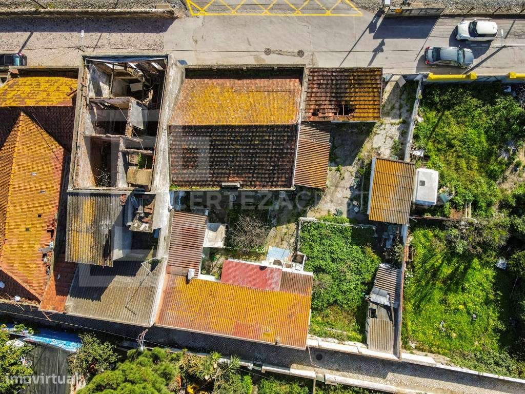 Casa com anexos e garagem - Potencial de investimento - Grande imagem: 5/13