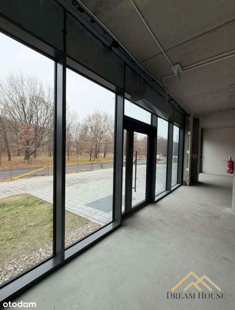 lokal z dużymi witrynami pod Twoją działalność - Pełny obrazek: 4/17