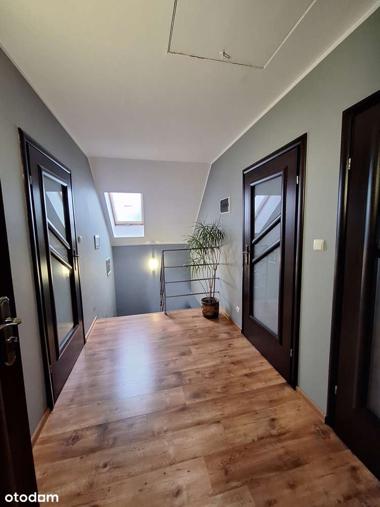 Zadbany dom 130m2 z piękną działką na kameralnej uliczce w Skokach-9