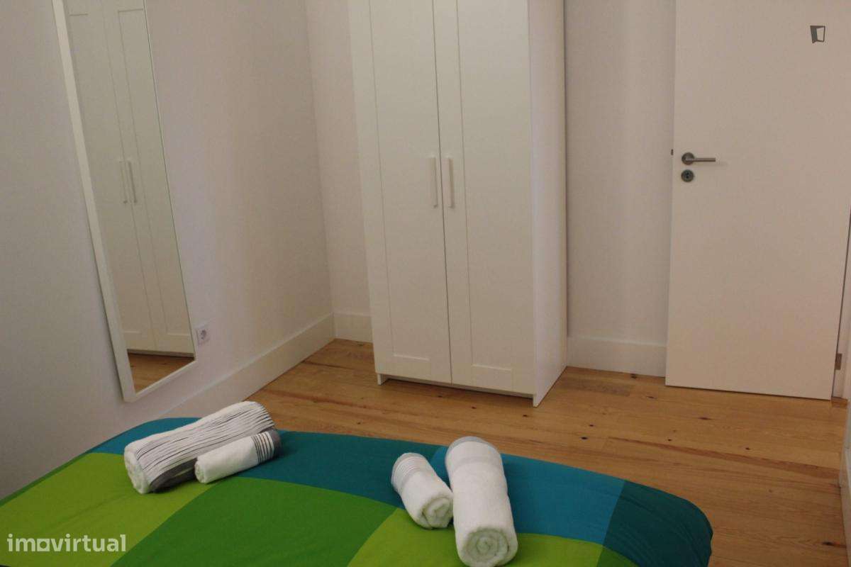 Apartamento com 2 quartos - localizado em Cedofeita Porto - Grande imagem: 4/10