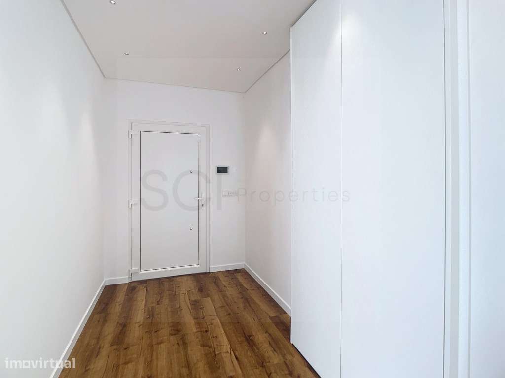 Moradia Térrea independente T3+1 com piscina em Fernão Ferro - Grande imagem: 5/30