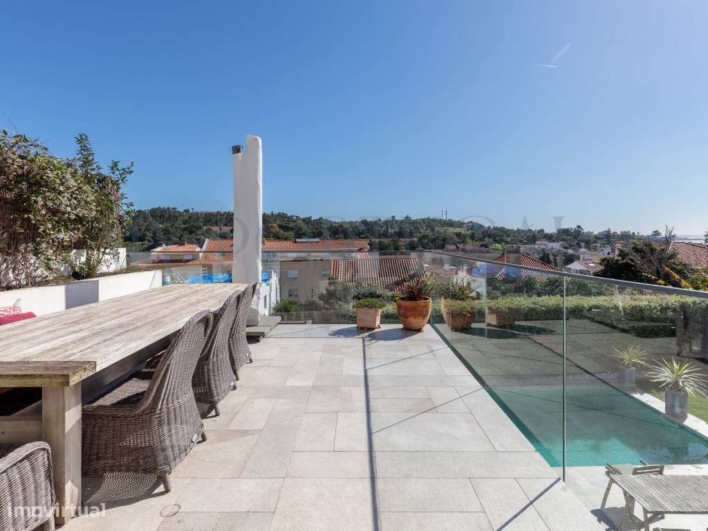 Uma Moradia com Vistas Deslumbrantes de Mar e Vale-16