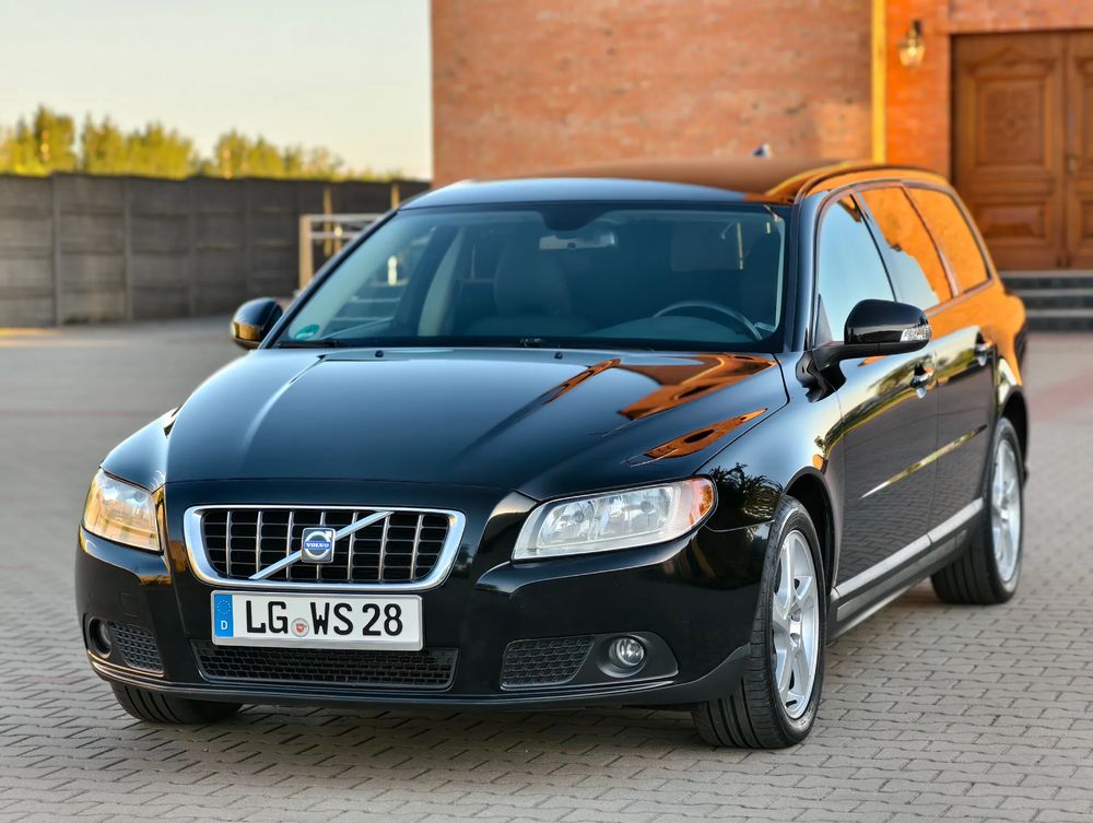 Volvo V70 III 2.0D Momentum 2009