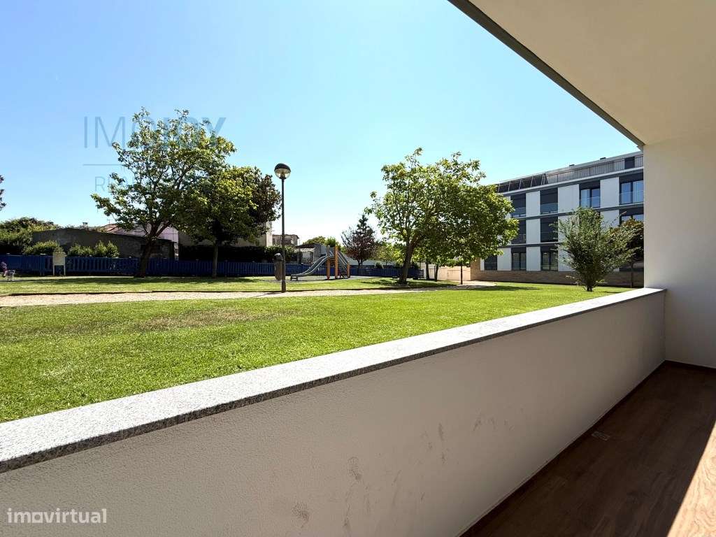 Loja Nova Equipada para Restaurante em Porto Salvo - Grande imagem: 5/27