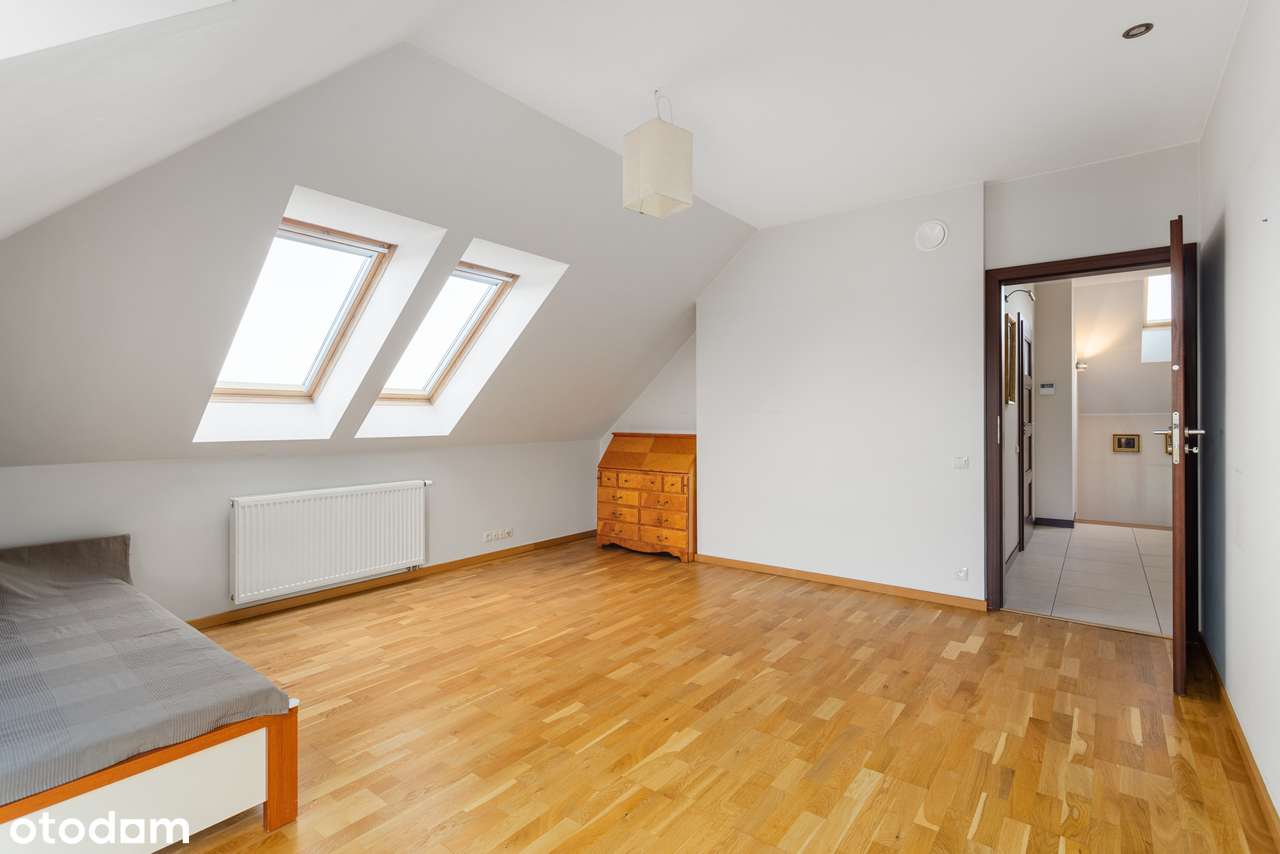 Przestronny LUKSUSOWY dom wolnostojący z wyjątkowym ogrodem!-9