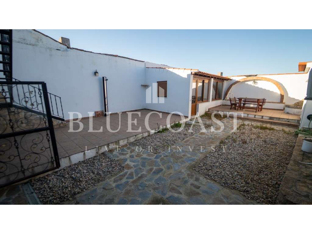 Moradia Rústica Alentejana com Anexo e Espaço Exterior-6