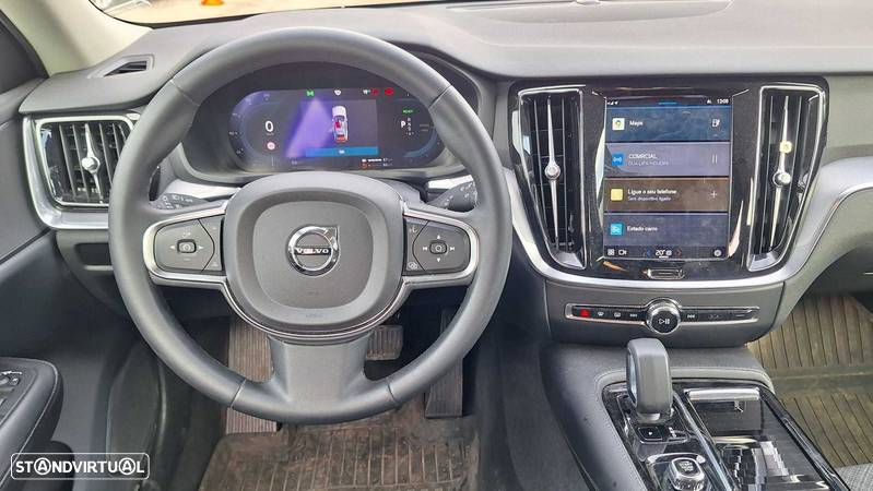 Volvo V60 2.0 T6 AWD TE Essential - 10