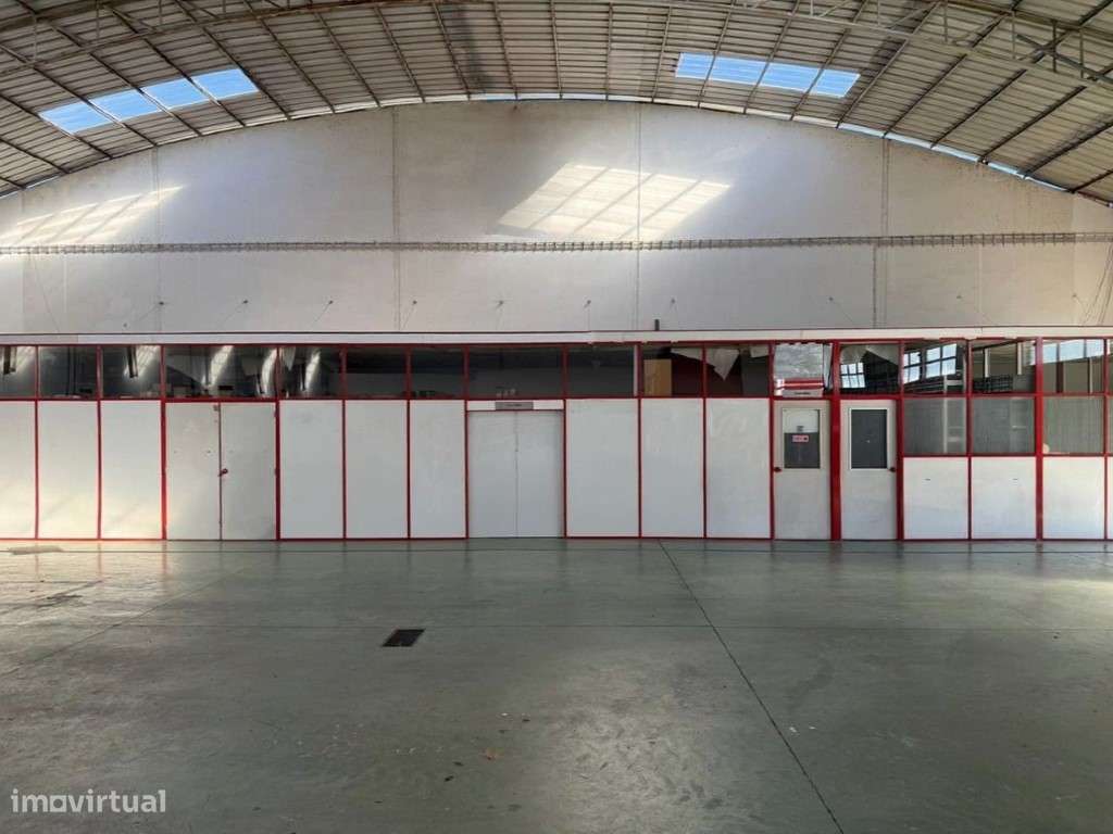 ARMAZÉM INDUSTRIAL - Grande imagem: 2/13