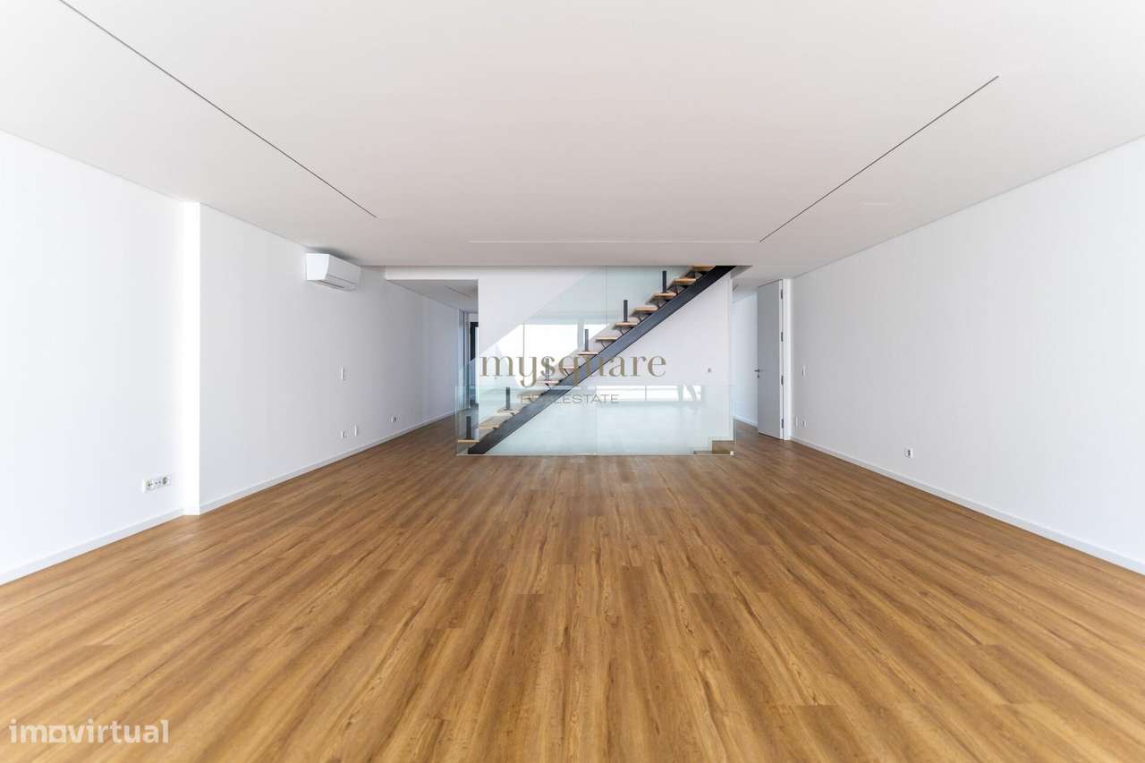 Moradia geminada T4 - Canidelo, Gaia-10