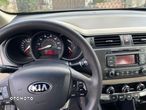 Kia Rio - 11