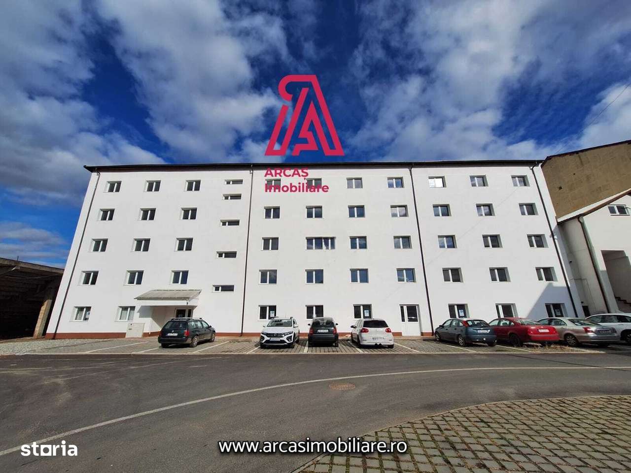 Bloc de vanzare cu 99 de garsoniere- Marsa! - Imagine principală: 5/13