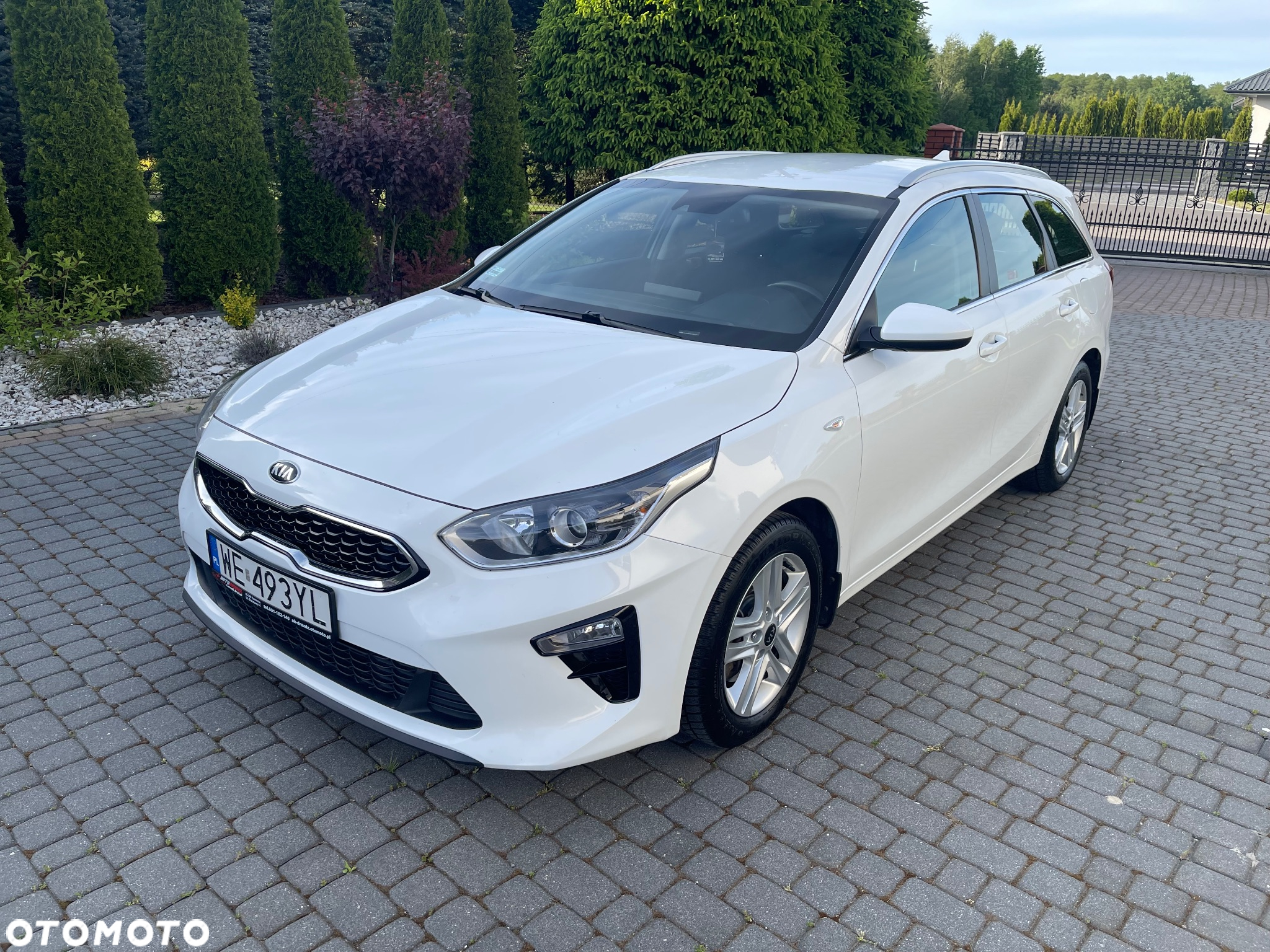 Kia Ceed 1.6 CRDi mHEV L - 2