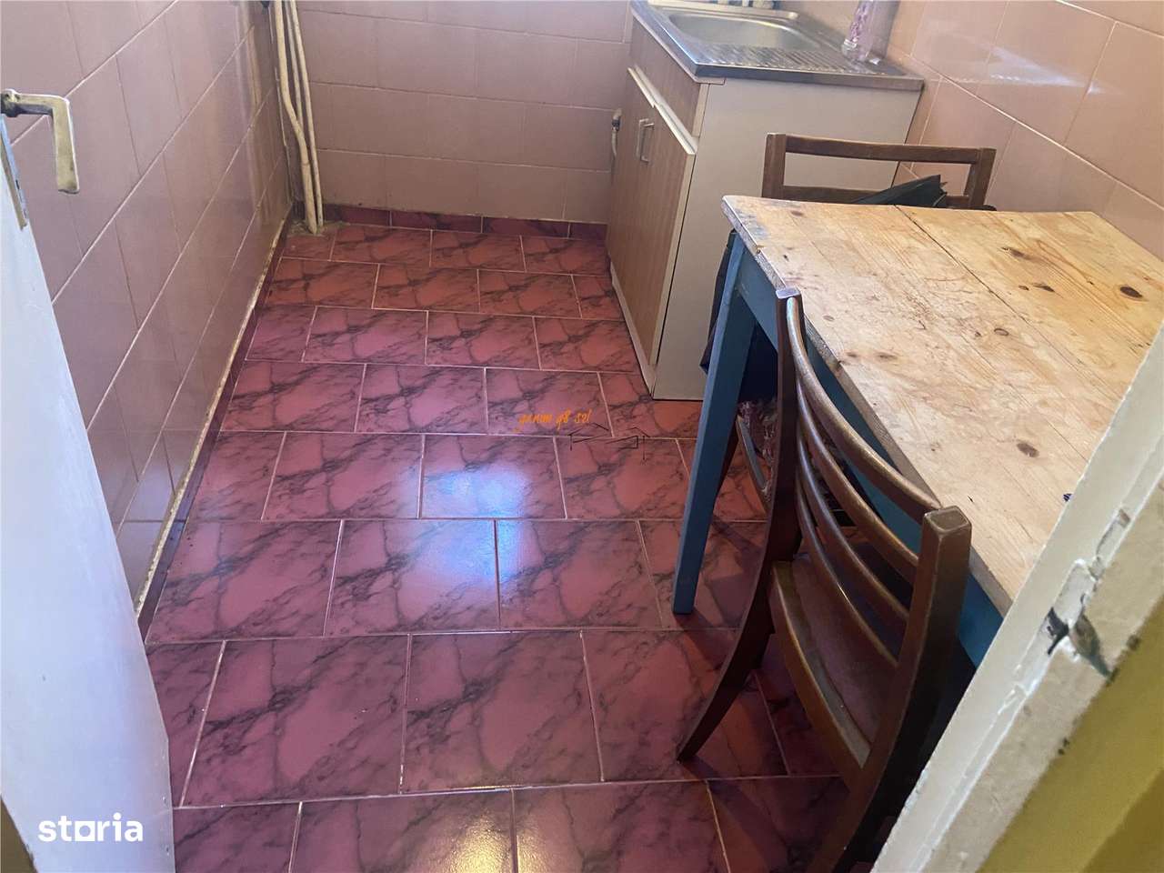 Apartament 4 camere , zona cartier Sud , et 1 , 60 mp , liber-4