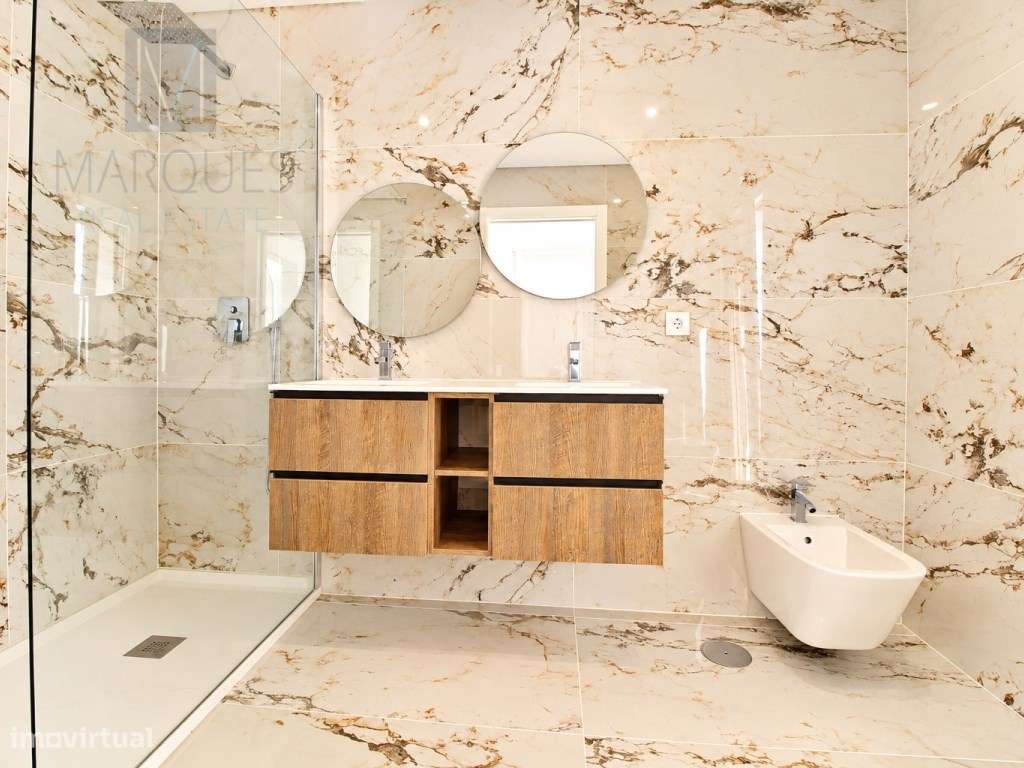 Moradia V4 com Garagem, Piscina e Jardim em Vale de Milhaços - Corr...-30