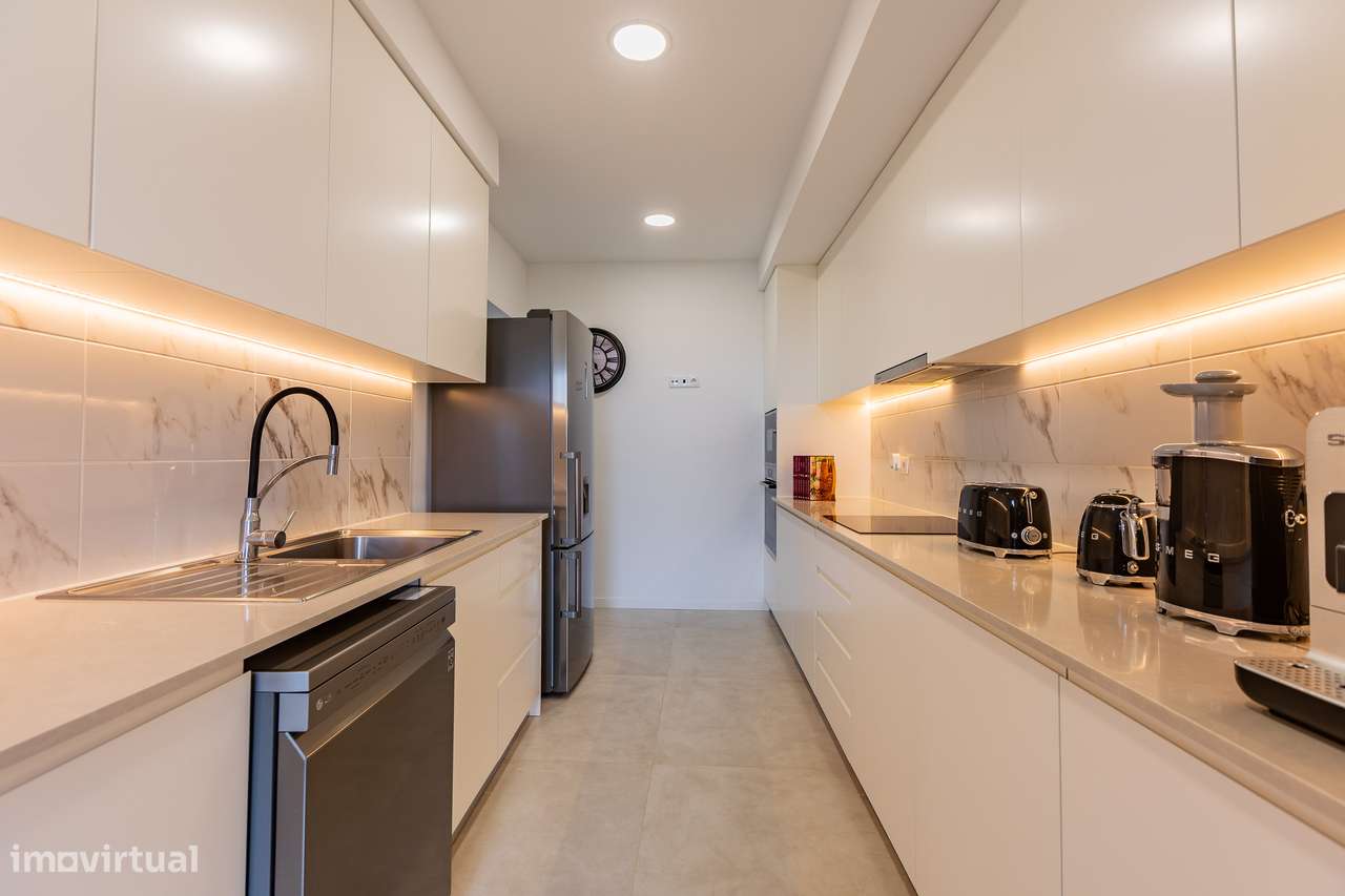 Apartamento Duplex T3 - São Vicente Ferreira.-17