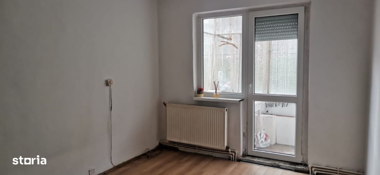 Apartament 2 camere,etaj 1 zona Aleea Streiului