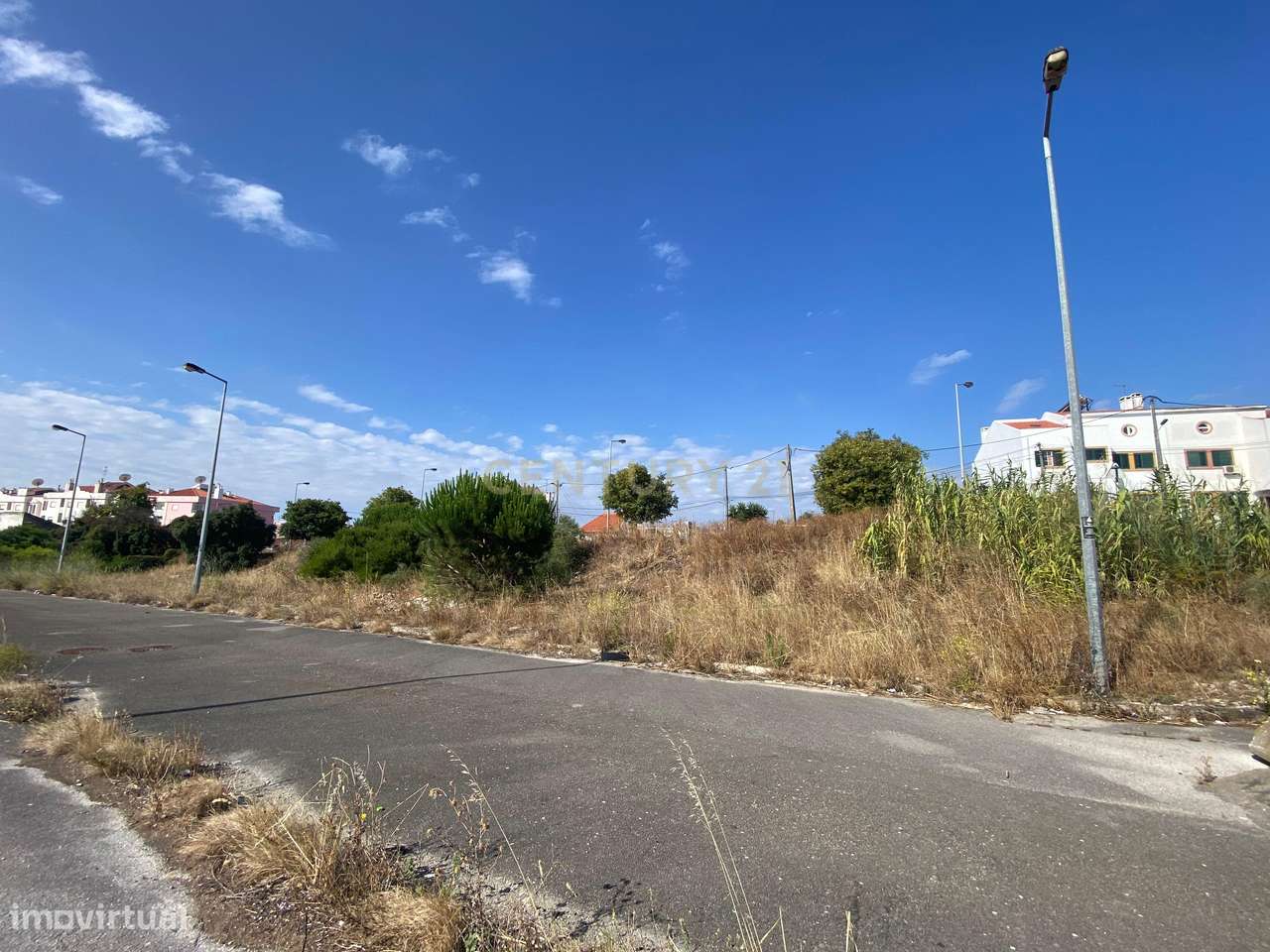 Terreno Urbano no Laranjeiro, Almada - Grande imagem: 3/15