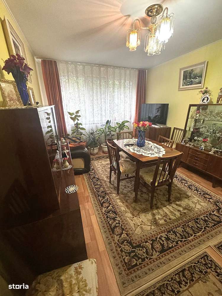 Apartament spatios, 3 camere semidecomandate, etaj 1 din 4, Tiglina 3 - Imagine principală: 1/9