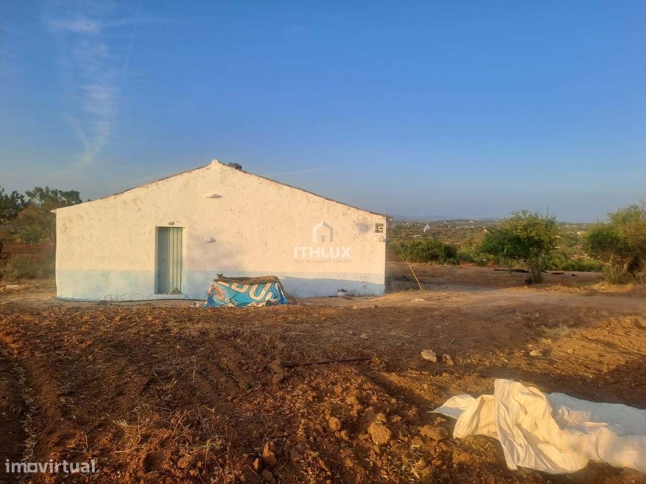 Terreno com ruina - Grande imagem: 3/11