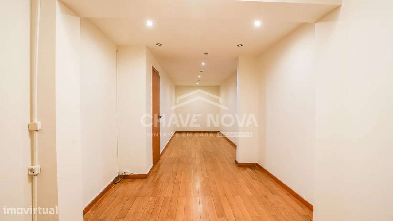 Apartamento T2+1 Dúplex c/ Vistas Mar em Canidelo-8