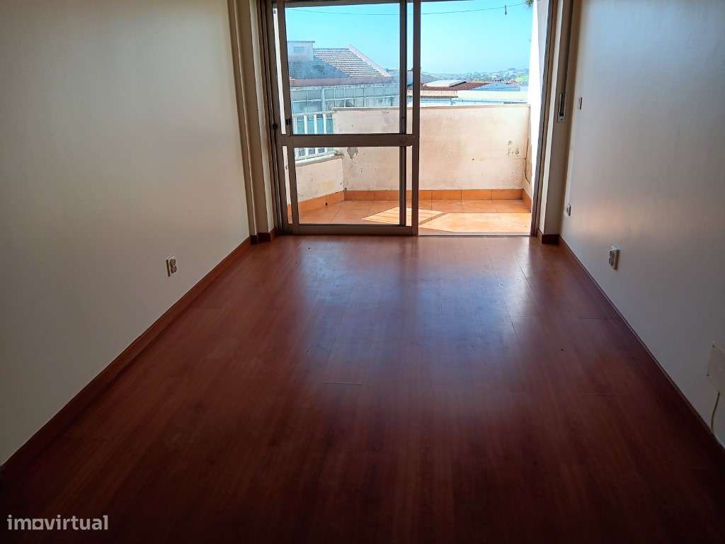 T2 Pendão em bom estado de conservação - Grande imagem: 3/29