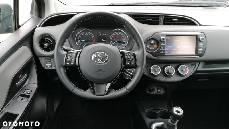 Toyota Yaris - 14