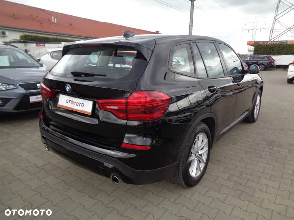 BMW X3 xDrive30i GPF Advantage - 8