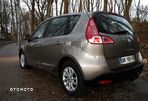 Renault Scenic - 16