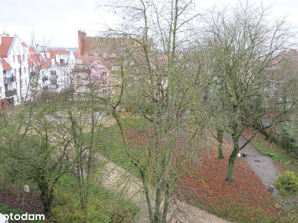 Kawalerka, ul. Grodzka, z widokiem na skwer!-12