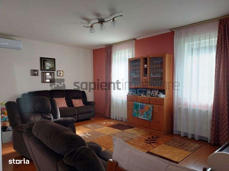 Vila cu 9 camere in zona SpitaluluiJudetean-7