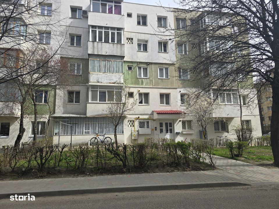 Apartament de vanzare la pret de garsoniera