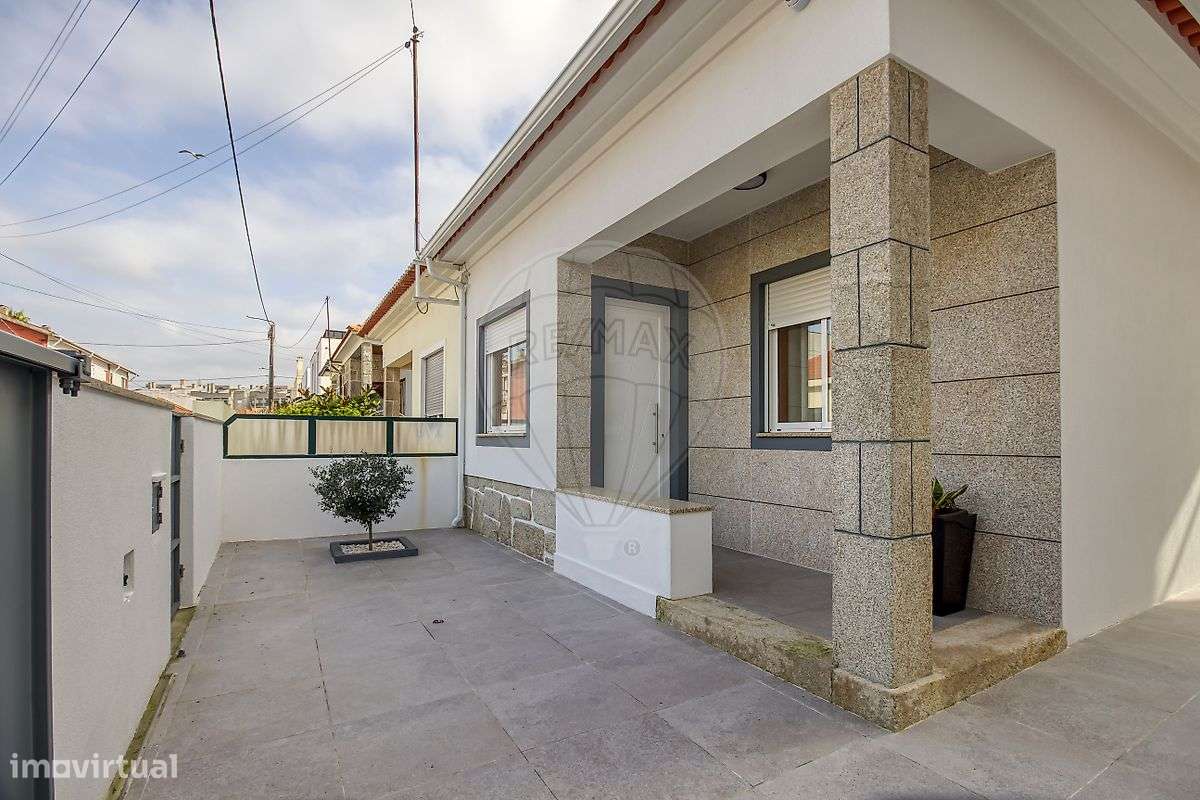 Moradia T2 para arrendamento - Grande imagem: 2/23